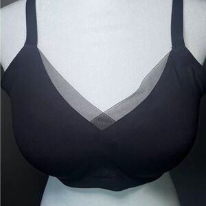 HONEYLOVE Crossover Wireless Mesh Bra BLACK Sz M NWOT